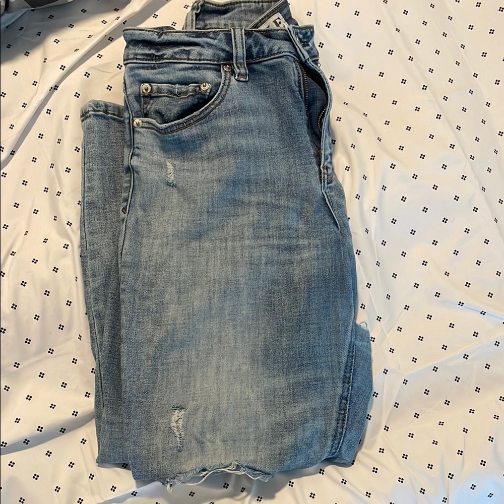 Blue Ankle Cropped Jeans with Vintage Wash